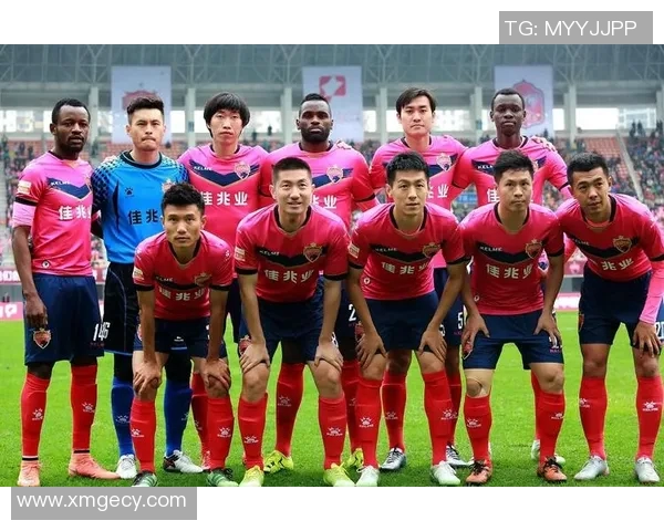 深圳足球队的蜕变之路:从传统强队到现代化职业俱乐部的全新探索